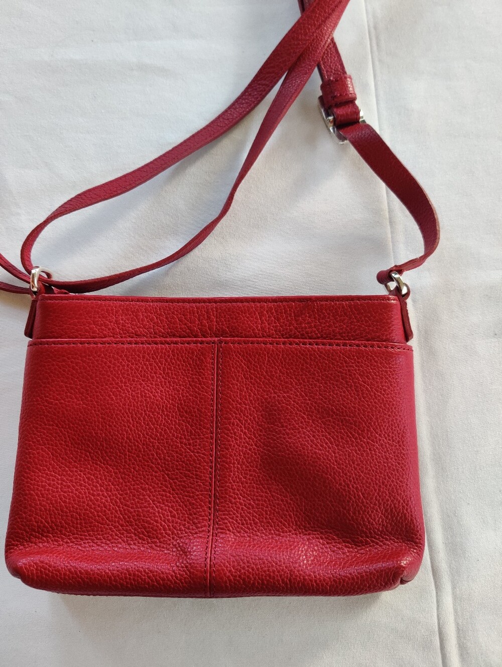 Brighton Red Pretty Toug Crossbody Shoulder Bag - Picture 3 of 10